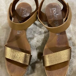 Gold Pedro Garcia wedges